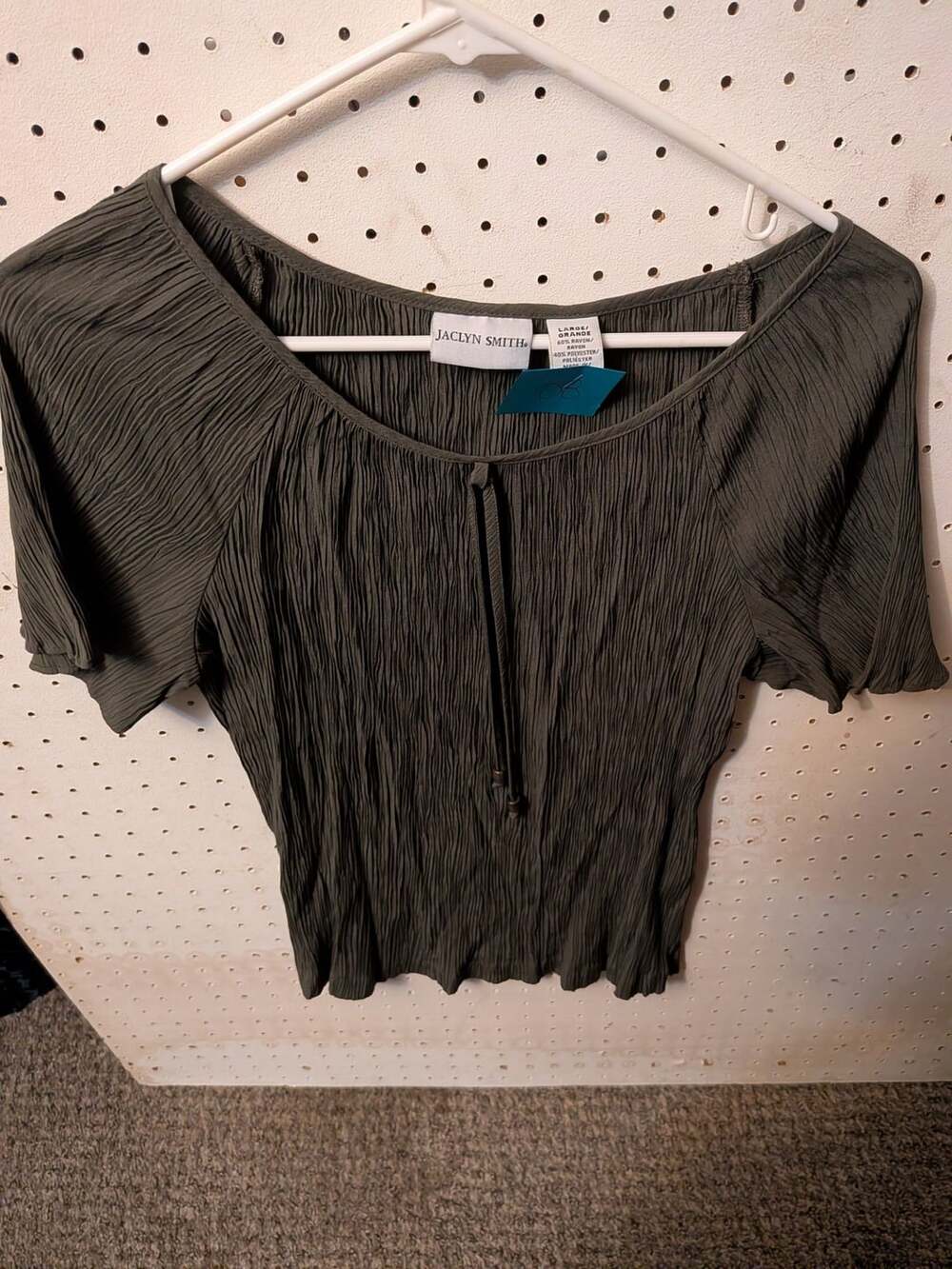 Jaclyn Smith Olive Green Crinkled Short Sleeve Tie-Neck Blouse